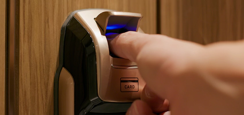 Locksmith Company For Window Lock Installation in Lynwood, California